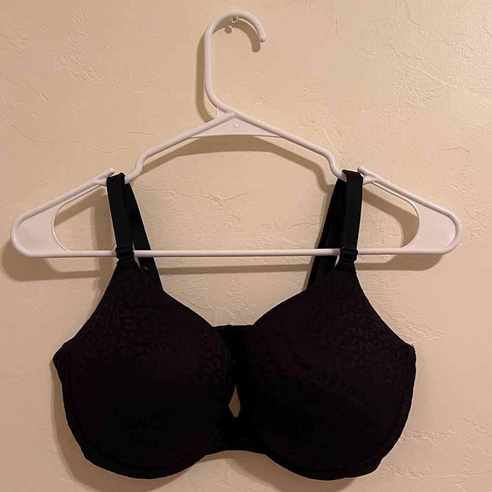 vs pink bra